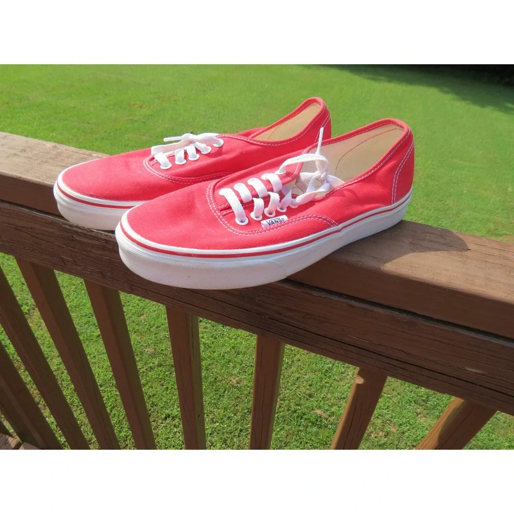 Vans Authentic Sneakers Mens 8.5 Red Low Top Canvas Lace Up Shoes